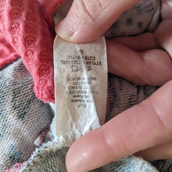 White birch leopard multicolor top, small - Picture 5 of 5